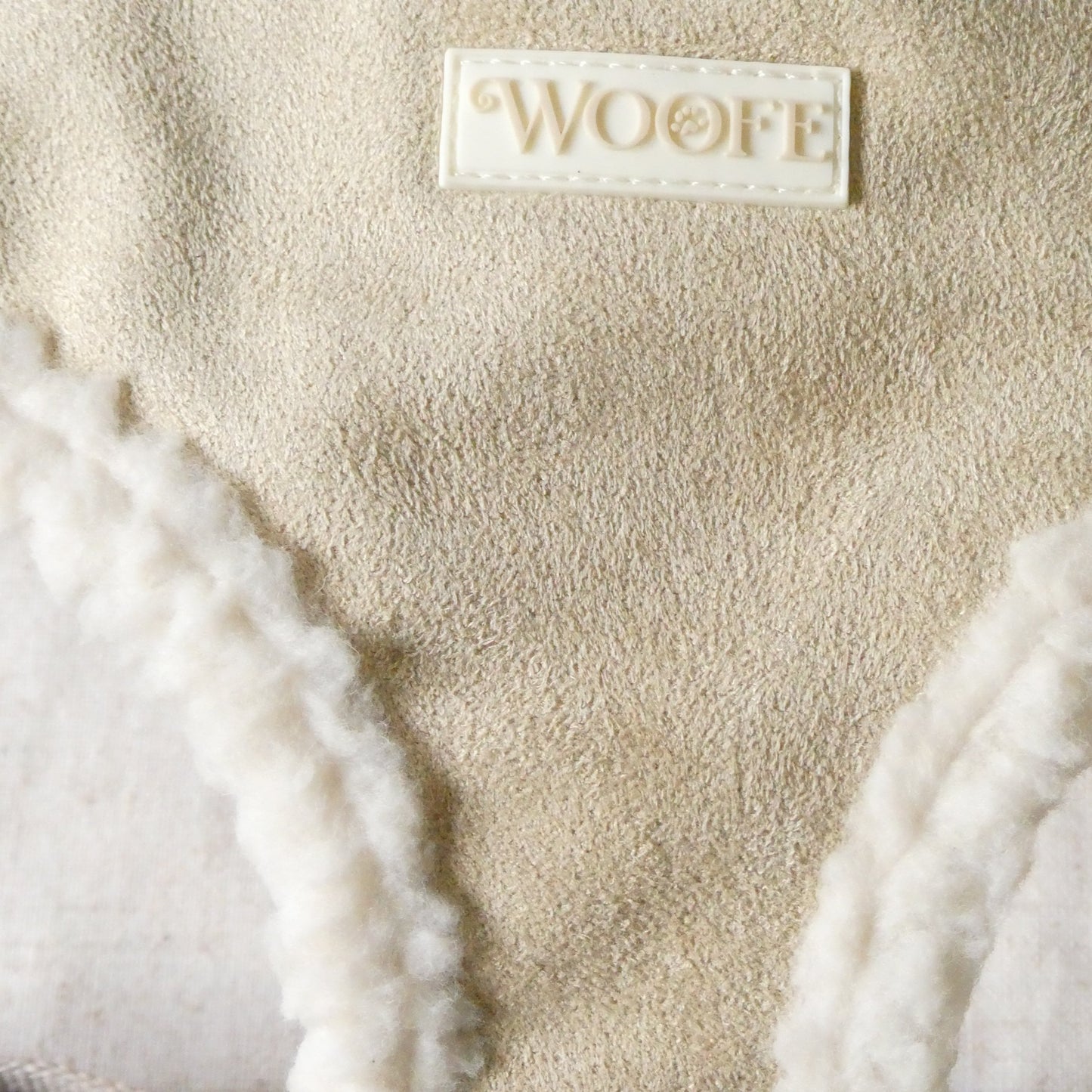 Exclusief: Harnas - Beige Bont